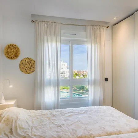 Luxury Bali Complex * Τορεβιέχα