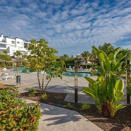 Luxury Bali Complex Τορεβιέχα